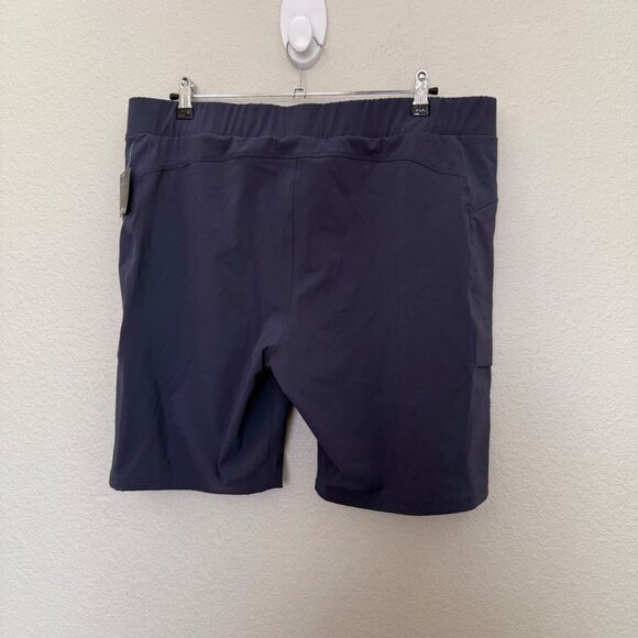 Eddie Bauer Incline Utility Hiking Outdoor Bermuda Shorts Womens size 16 NEW - Picture 7 of 11